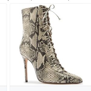 Meet your Posher, Sofi